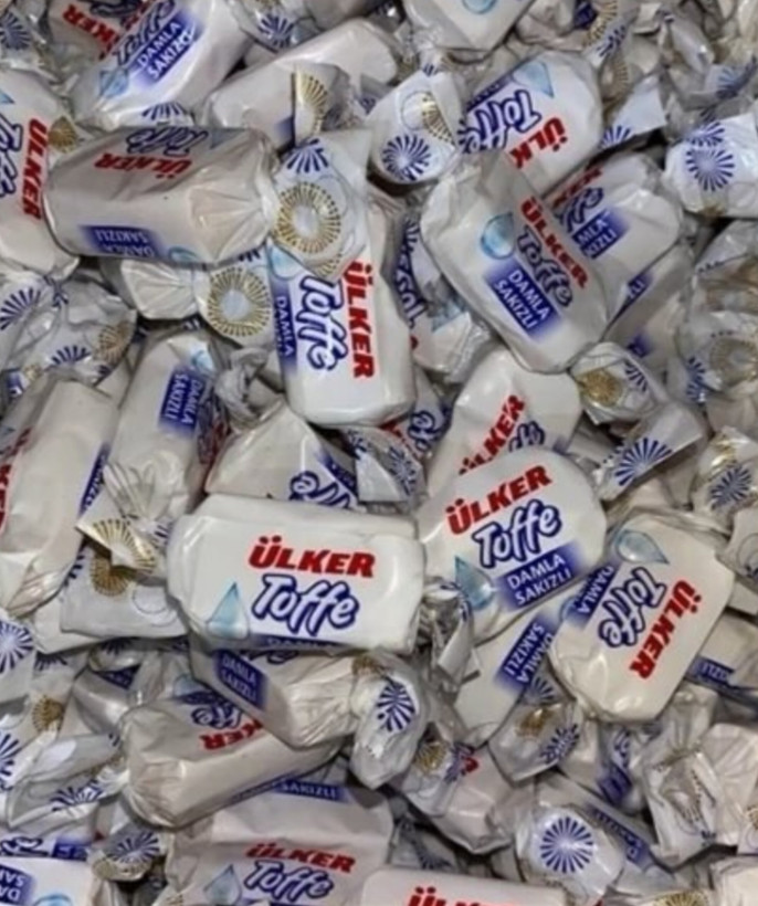 تافی اولکر Ulker با طعم سقز مدل Damla Sakiz